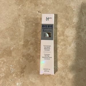 BYE BYE UNDER EYE ILLUMINATION ANTI-AGING CONCEALER - MEDIUM